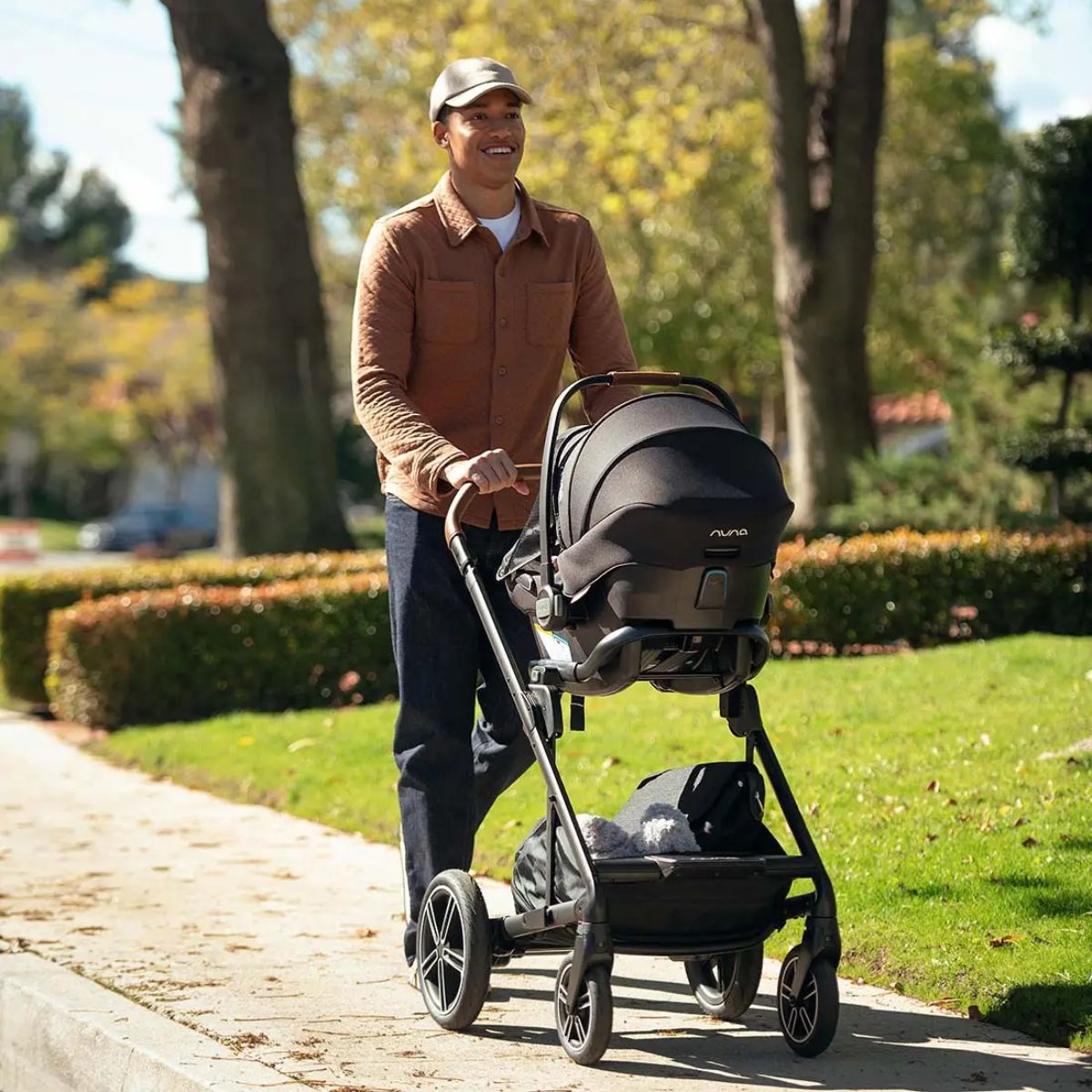 Nuna Pipa Aire + Pipa Series Base - Cedar - Flexible Installation Options